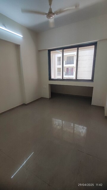 Room in 1 BHK Apartment at Vinay Unique Gardens, Virar West – for Rent