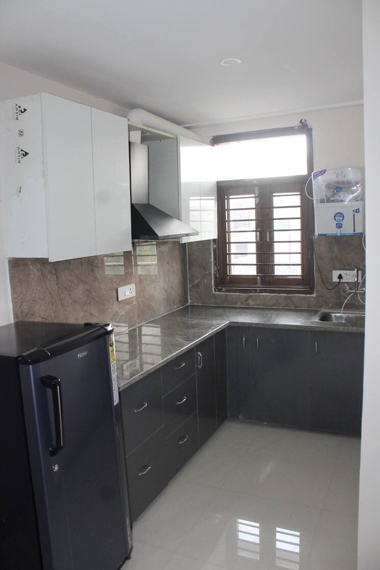 Kitchen, builder-floor 1 Bedroom 750 Sq.Ft. Builder Floor In Sector 28 Gurgaon 8656813