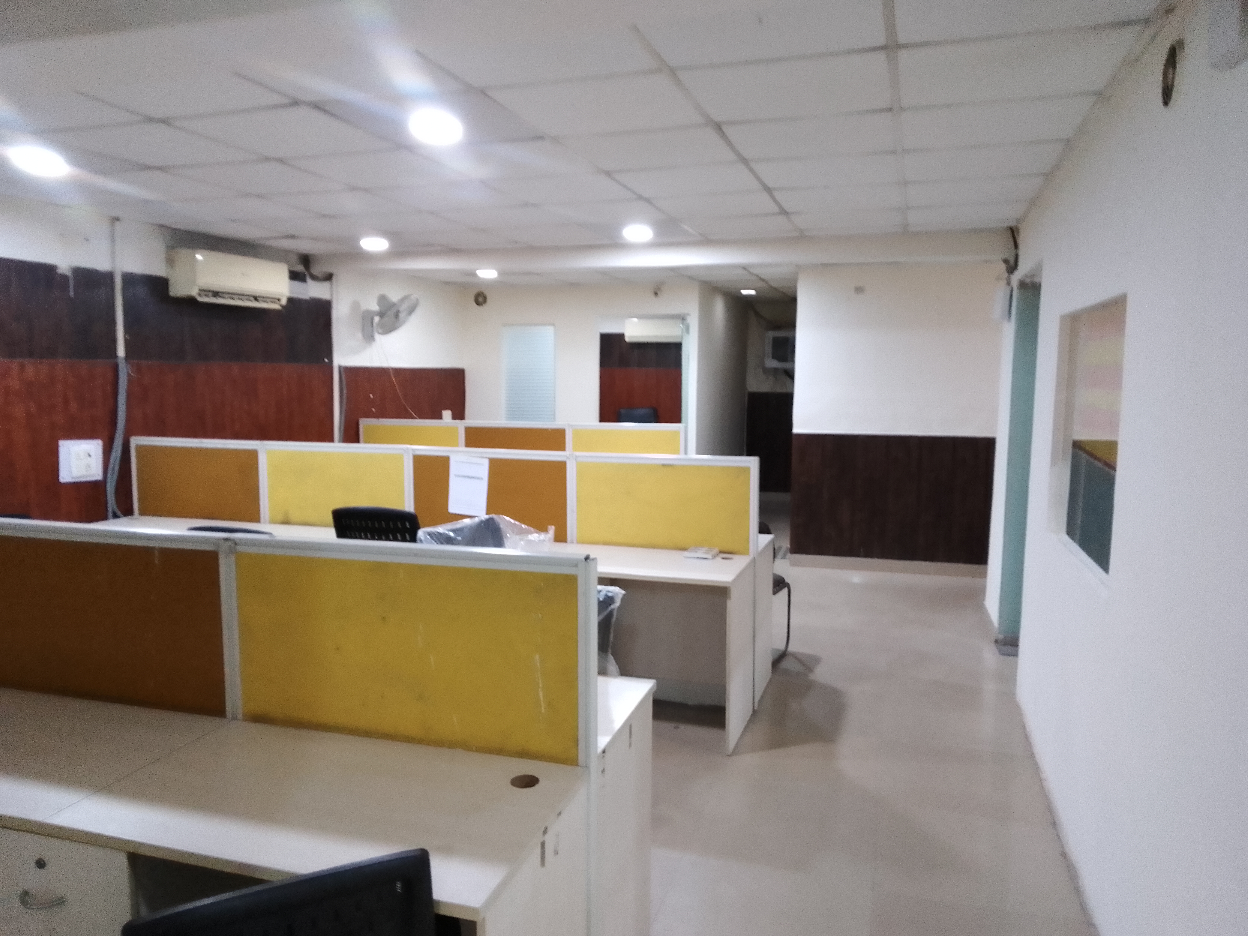 Office Space in IT/SEZ For Rent in Logix Park
