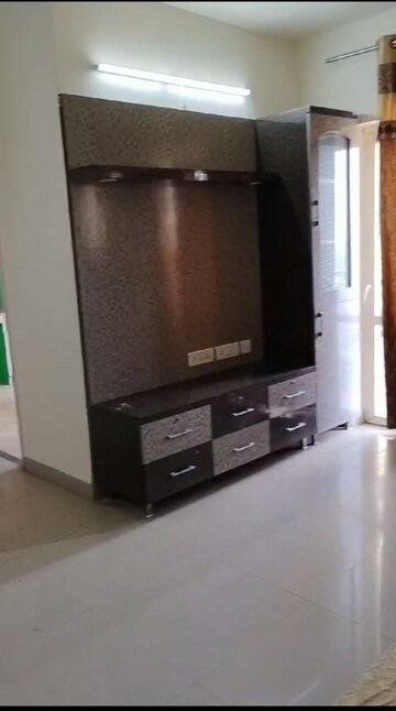 Furnished Amenities in 2 BHK Apartment at BPTP Princess Park, Sector 86 – for Rent