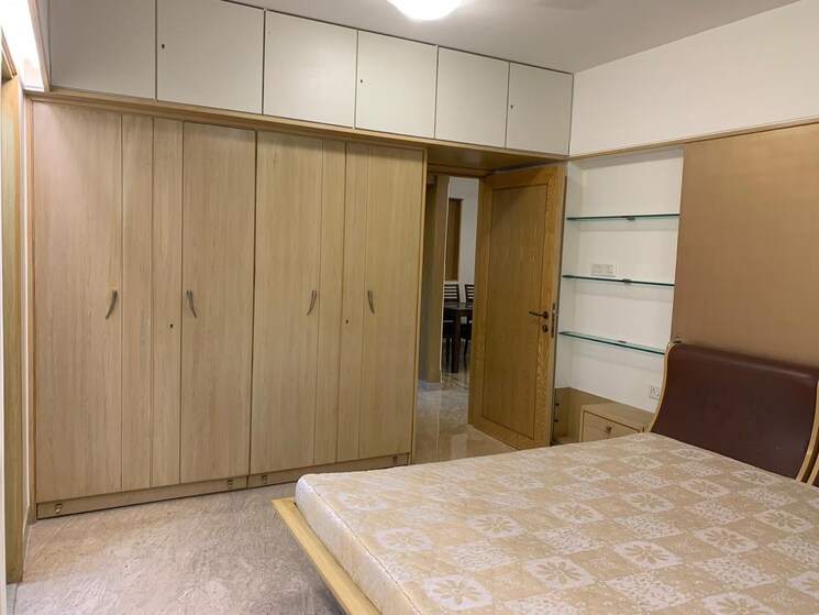 Room, bandra west 3 Bedroom 1350 Sq.Ft. Apartment In Bandra West Mumbai 8656823