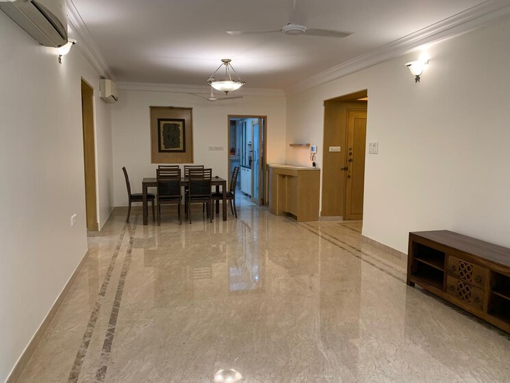 Room, bandra west 3 Bedroom 1350 Sq.Ft. Apartment In Bandra West Mumbai 8656823