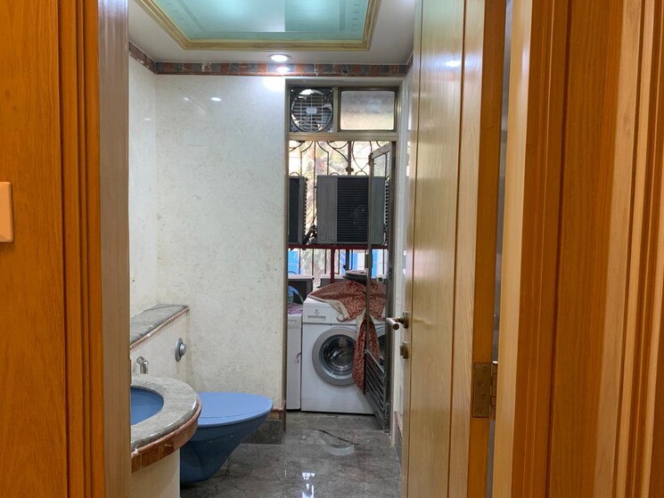 Living Room, bandra west 3 Bedroom 1350 Sq.Ft. Apartment In Bandra West Mumbai 8656823