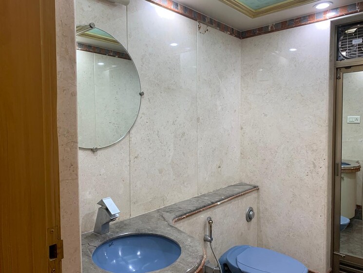 Bathroom, bandra west 3 Bedroom 1350 Sq.Ft. Apartment In Bandra West Mumbai 8656823