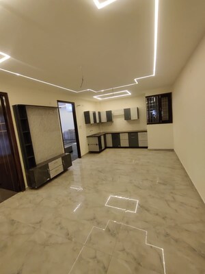 2 BHK Builder Floor For Sale in Gms Road