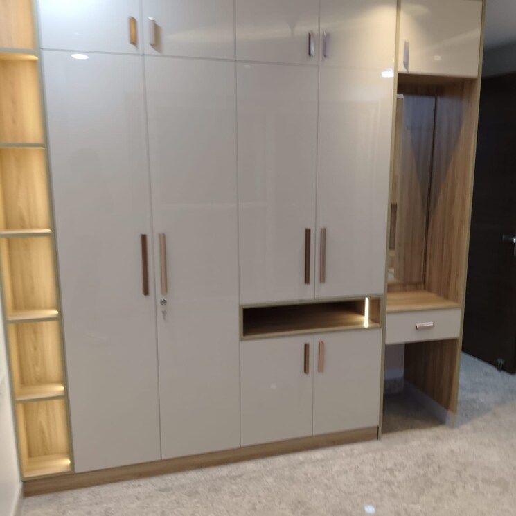 Room, vikas puri 3.5 Bedroom 200 Sq.Yd. Builder Floor In Vikas Puri Delhi 8656966