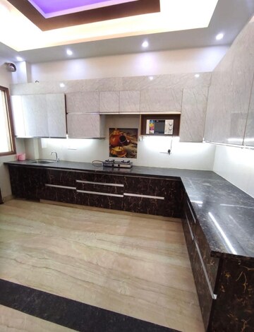 Kitchen in 2 BHK Builder Floor at Sushant Lok 3, Sector 57 – for Rent