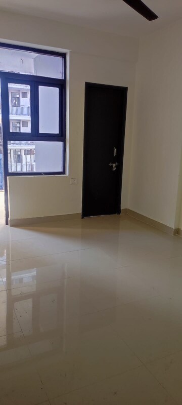 3 BHK Apartment For Sale in Amolik Sankalp, Sector 85