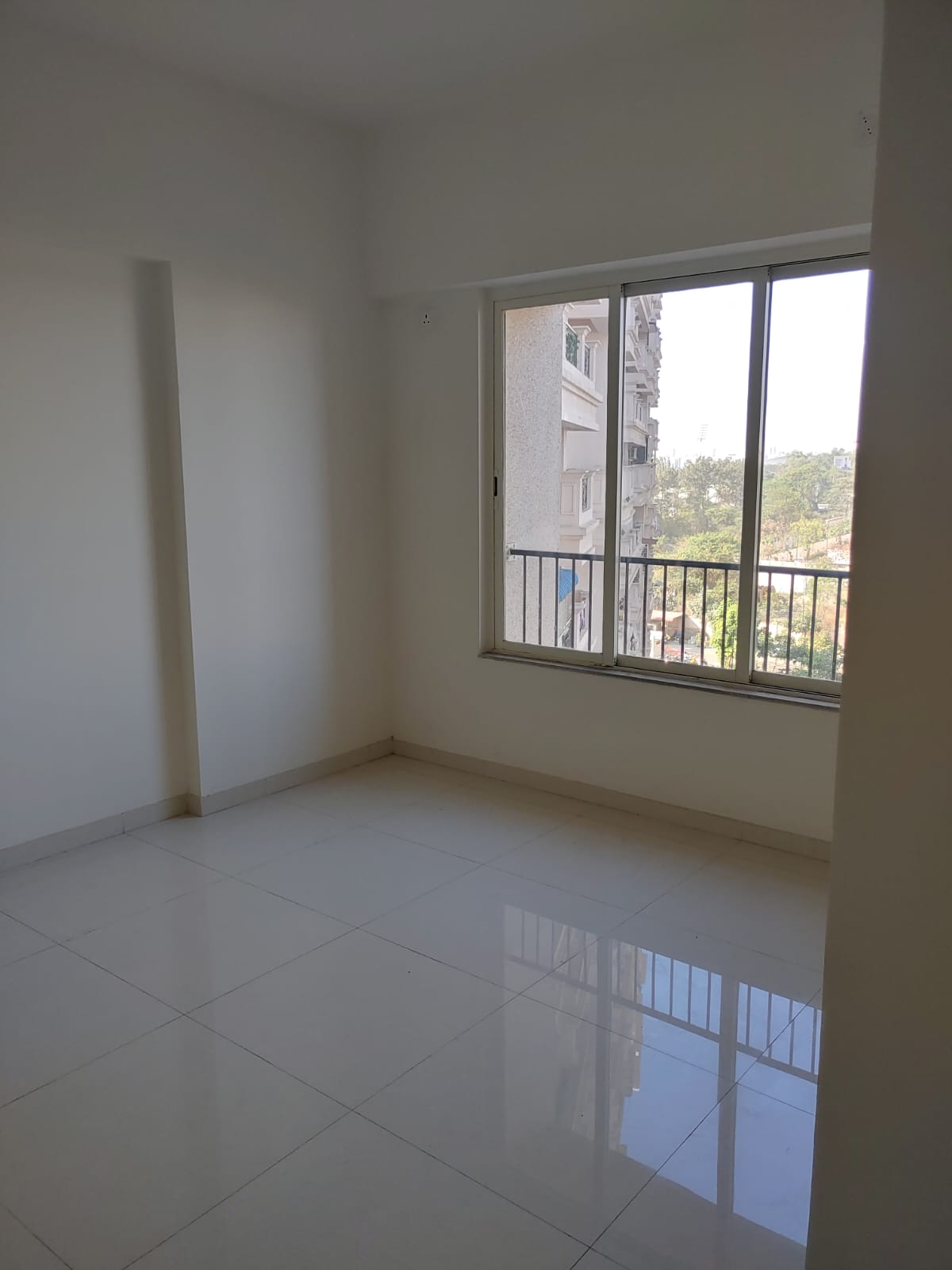 3 BHK + Extra Room 1300 Sq.Ft. Apartment in Puranik Abitante