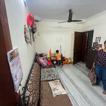Bedroom in 2 BHK Apartment at Sankalp II, Riddhi Gardens – for Rent