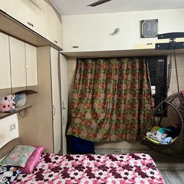Bedroom in 2 BHK Apartment at Sankalp II, Riddhi Gardens – for Rent
