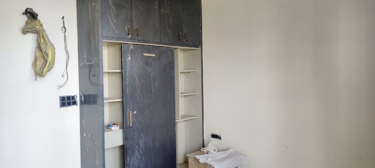 Bathroom, bptp-park-central 3 Bedroom 250 Sq.Yd. Builder Floor In Sector 85 Faridabad 8657108