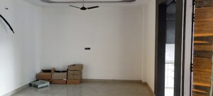 Room in 3 BHK Builder Floor at BPTP Park Central, Sector 85 – for Sale