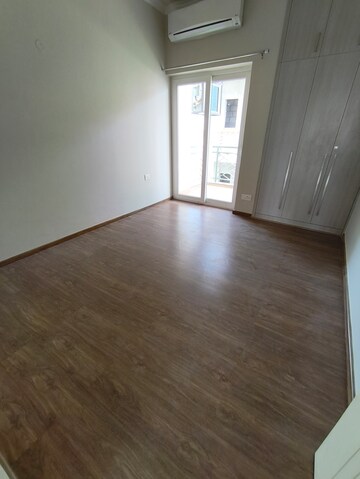 2 BHK Apartment For Rent in Central Park Cerise Suites, Sohna Sector 33