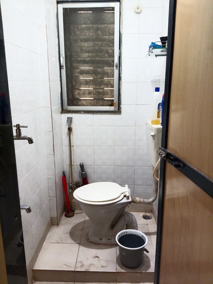 Bathroom, shiv-shankar-galaxy 1 Bedroom 635 Sq.Ft. Apartment In Nerul Navi Mumbai 8657148