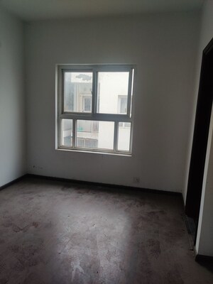 Room in 3 BHK Builder Floor at BPTP Elite Floors, Sector 83 – for Sale