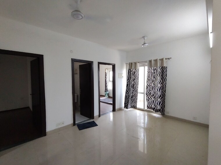 Room, bptp-elite-floors 3 Bedroom 250 Sq.Yd. Builder Floor In Sector 83 Faridabad 8657156