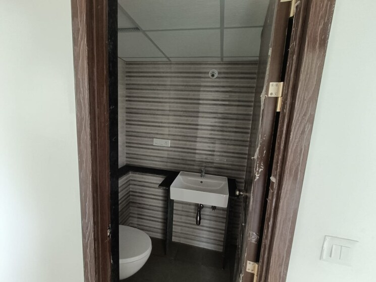 Bathroom, ganga-legend 2.5 Bedroom 930 Sq.Ft. Apartment In Bavdhan Pune 8657194