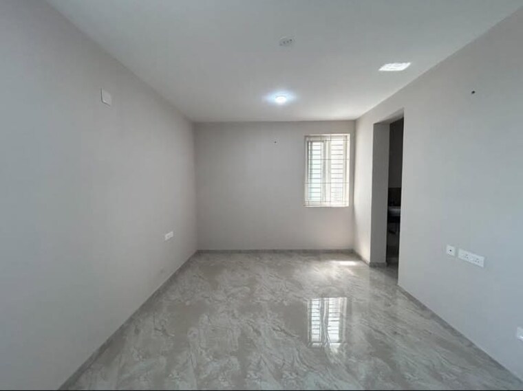 Room, sector 28 3.5 Bedroom 2250 Sq.Ft. Builder Floor In Sector 28 Faridabad 8657184