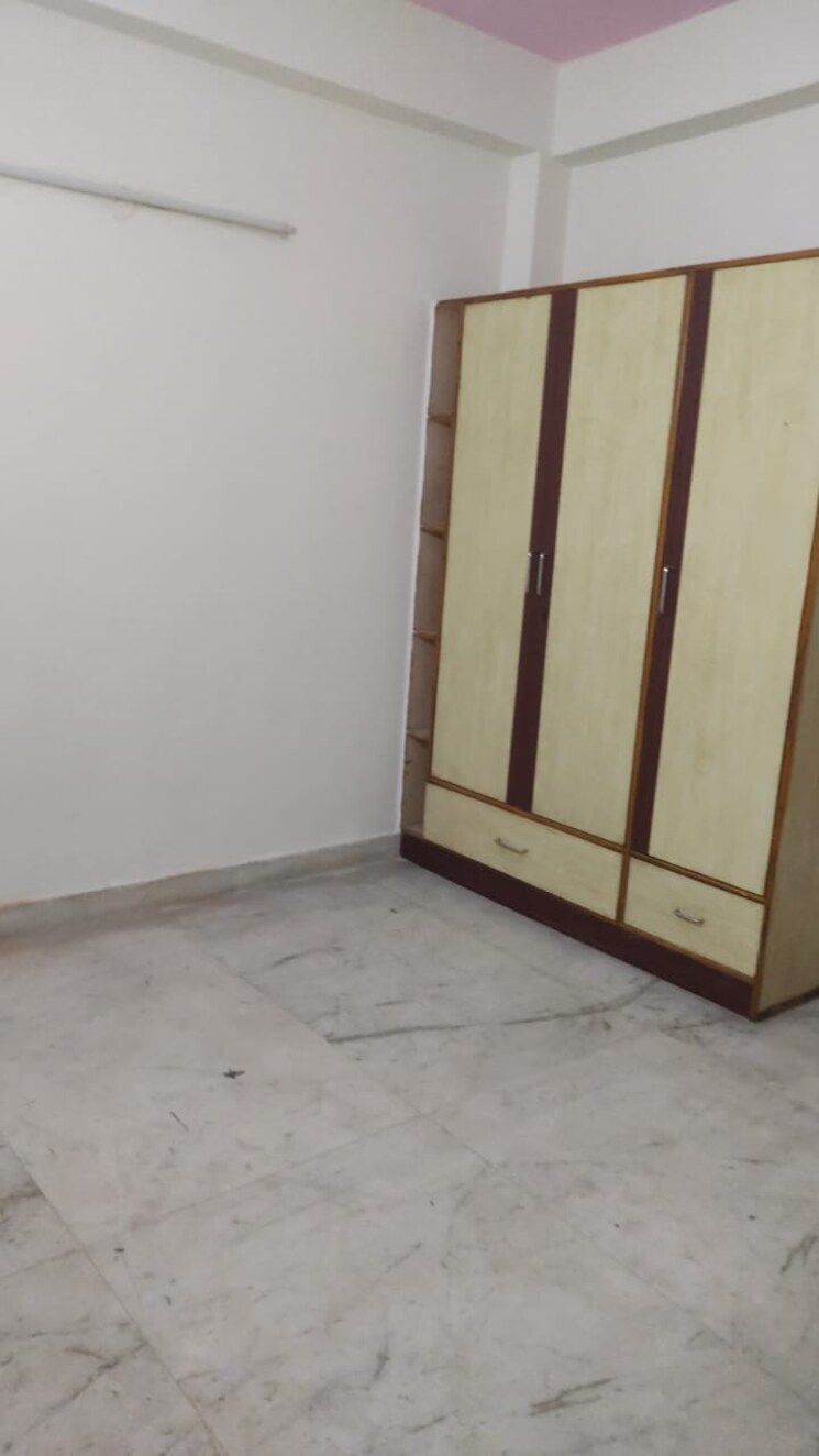 Room, shakti khand 3 Bedroom 1200 Sq.Ft. Builder Floor In Shakti Khand Ghaziabad 8657193