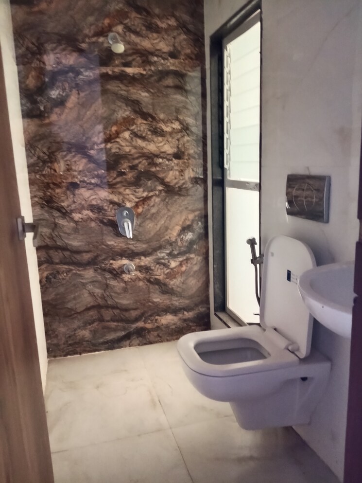 Bathroom, gahlot-majesty-and-avenue-chs 3 Bedroom 1800 Sq.Ft. Apartment In Seawoods Navi Mumbai 8657236