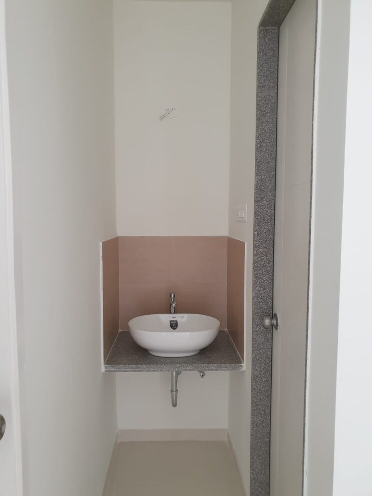Bathroom, rohan-ananta 2 Bedroom 690 Sq.Ft. Apartment In Tathawade Pune 8657233