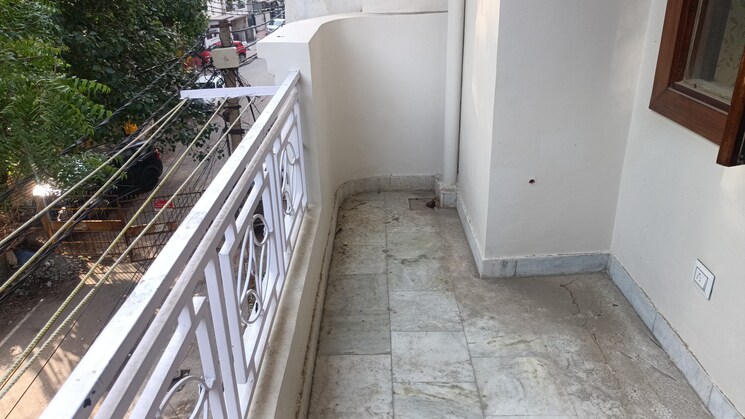 Balcony, vaishali sector 6 2 Bedroom 850 Sq.Ft. Builder Floor In Vaishali Sector 6 Ghaziabad 8657267