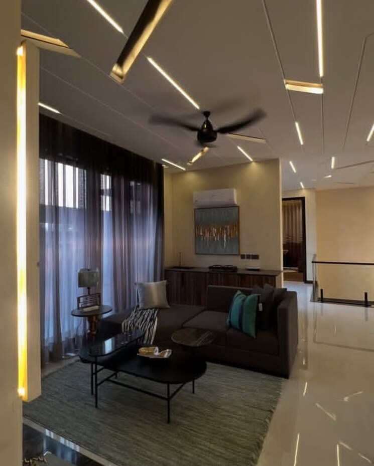 Living Room, sector 28 4 Bedroom 2250 Sq.Ft. Builder Floor In Sector 28 Faridabad 8657338