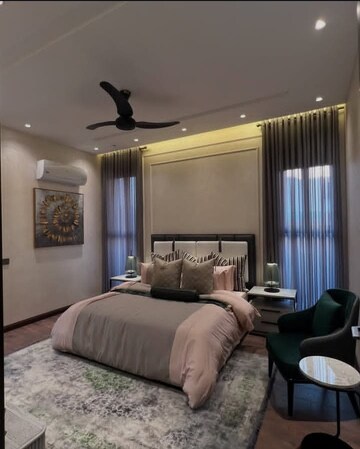 Living Room in 4 BHK Builder Floor at Sector 28 – for Sale