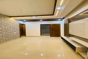 3 BHK Apartment For Rent in Sector 21