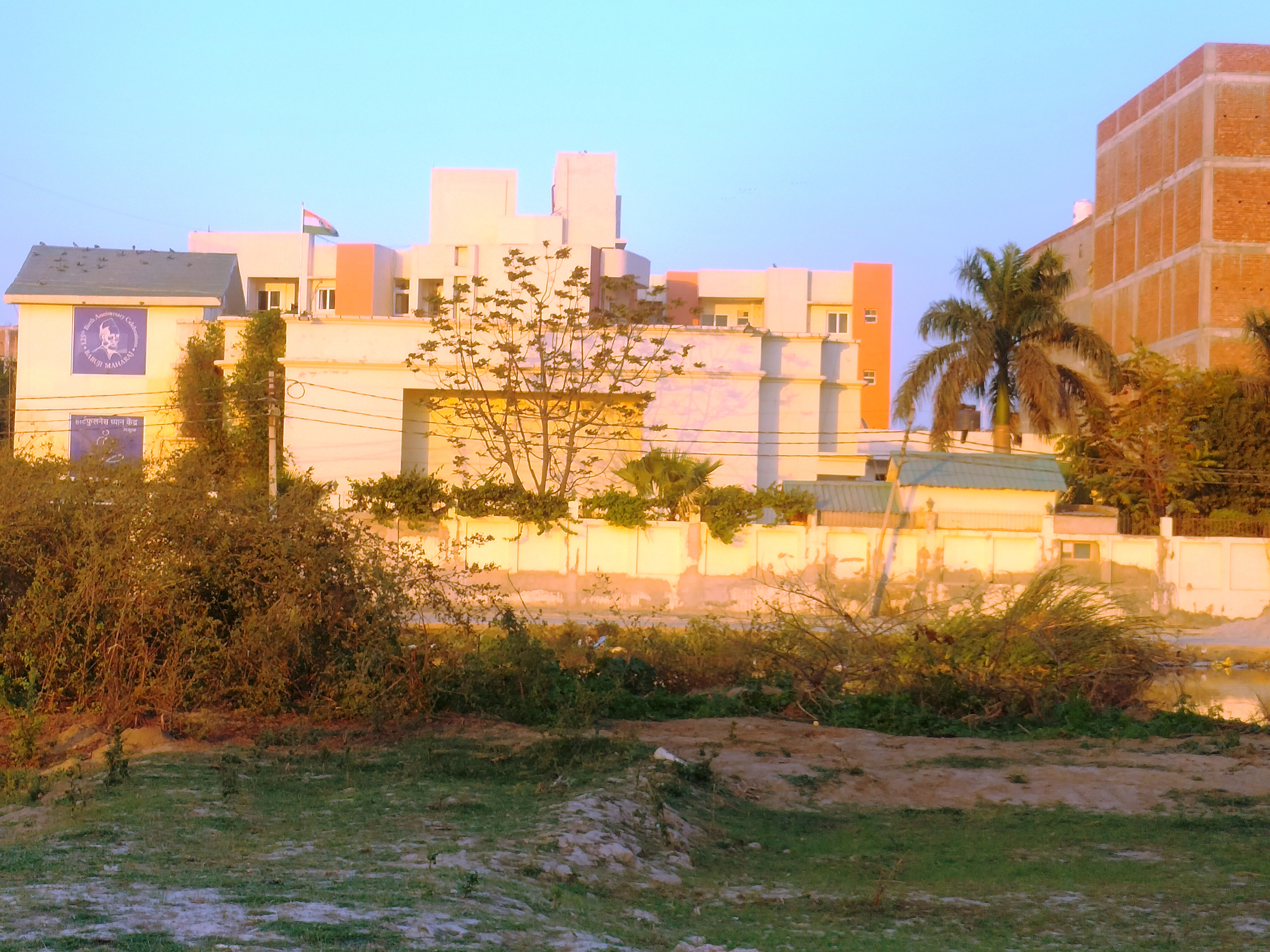 Plot For Sale in Shiv Vihar 