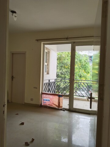 Room in 3 BHK Builder Floor at Puri Vip Floors, Sector 81 – for Sale