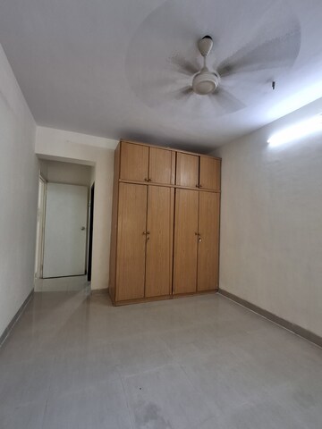 Furnished Amenities in 2 BHK Apartment at Gundecha Builders Valley Of Flowers, Kandivali East – for Rent