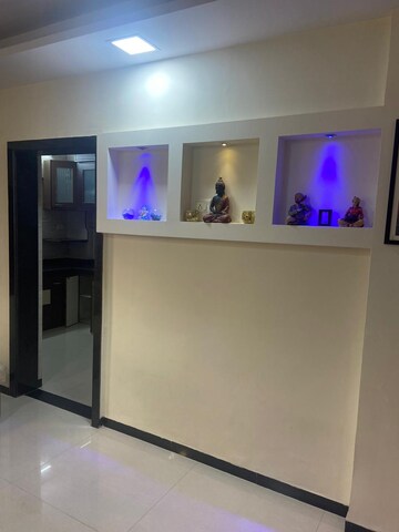 Room in 1 BHK Apartment at Hiranandani Gardens Sunflower, Powai – for Rent