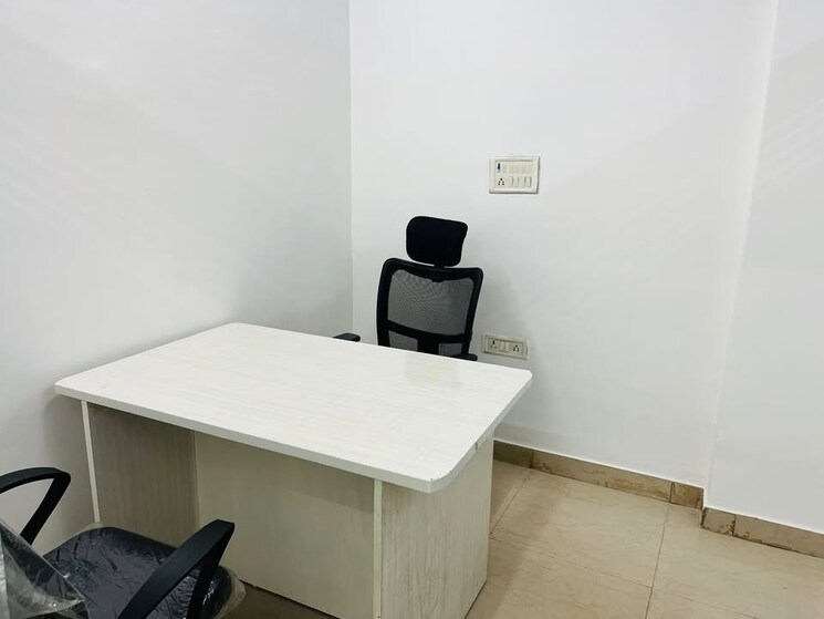 Team Area, vijay nagar Commercial Office Space 1250 Sq.Ft. In Vijay Nagar Indore 8657380