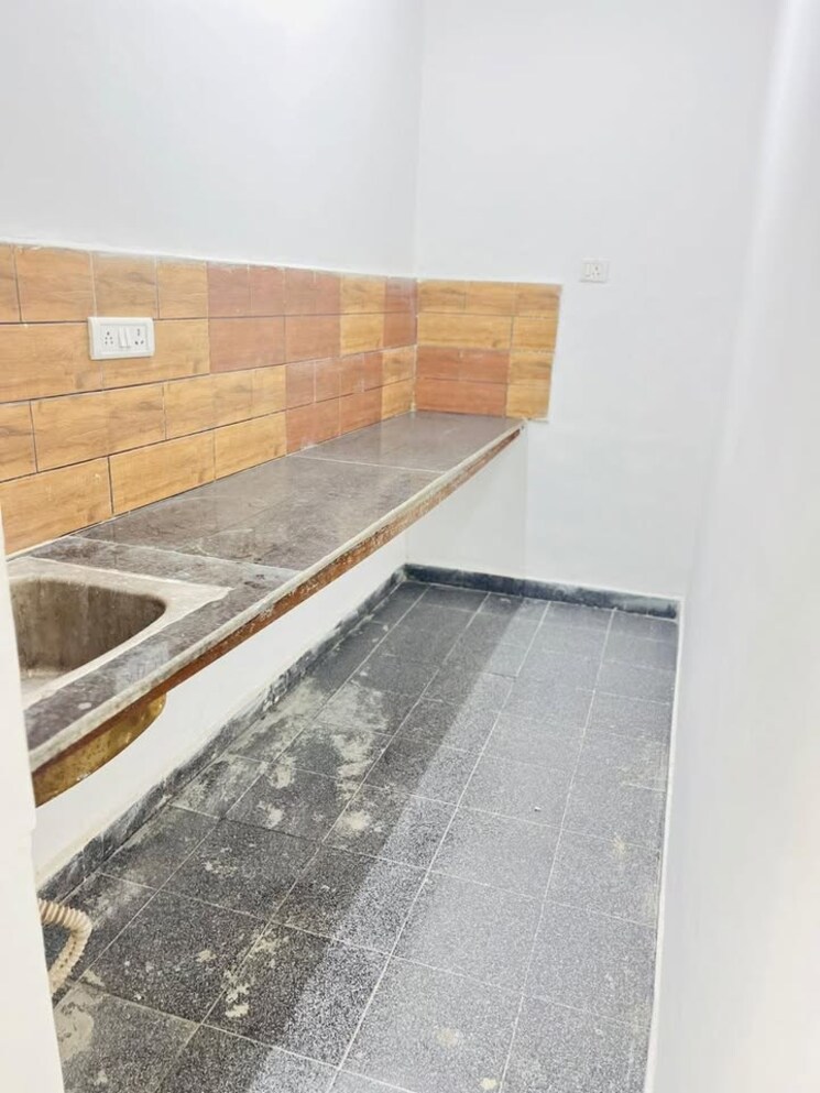 Other, vijay nagar Commercial Office Space 1250 Sq.Ft. In Vijay Nagar Indore 8657380