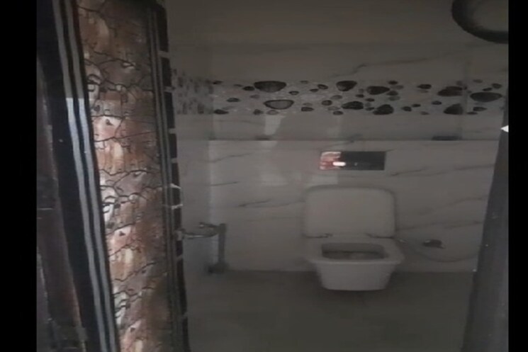 Bathroom, niti khand i 2 Bedroom 750 Sq.Ft. Builder Floor In Niti Khand I Ghaziabad 8657388