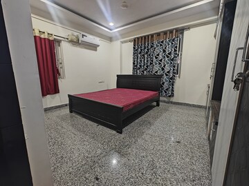 Room in 2 BHK Apartment at Banjara Hills – for Rent
