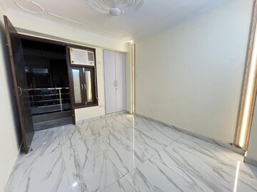Room in 3 BHK Builder Floor at Saket – for Rent