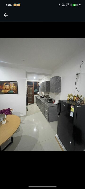 Master Bedroom in 2 BHK Builder Floor at The Grand, Sector 52 – for Rent