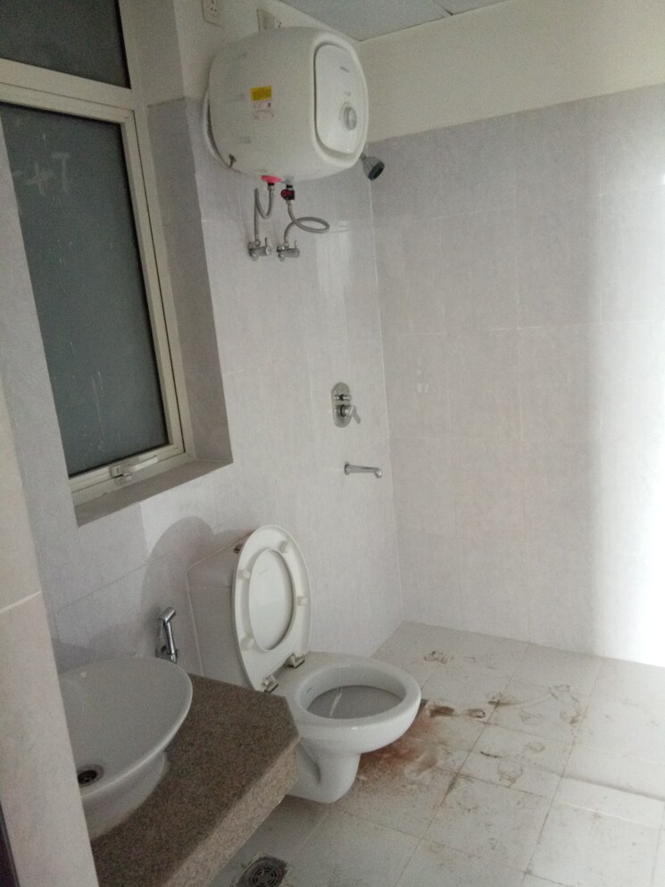 Bathroom, m3m-woodshire 4 Bedroom 2800 Sq.Ft. Apartment In Sector 107 Gurgaon 8600975
