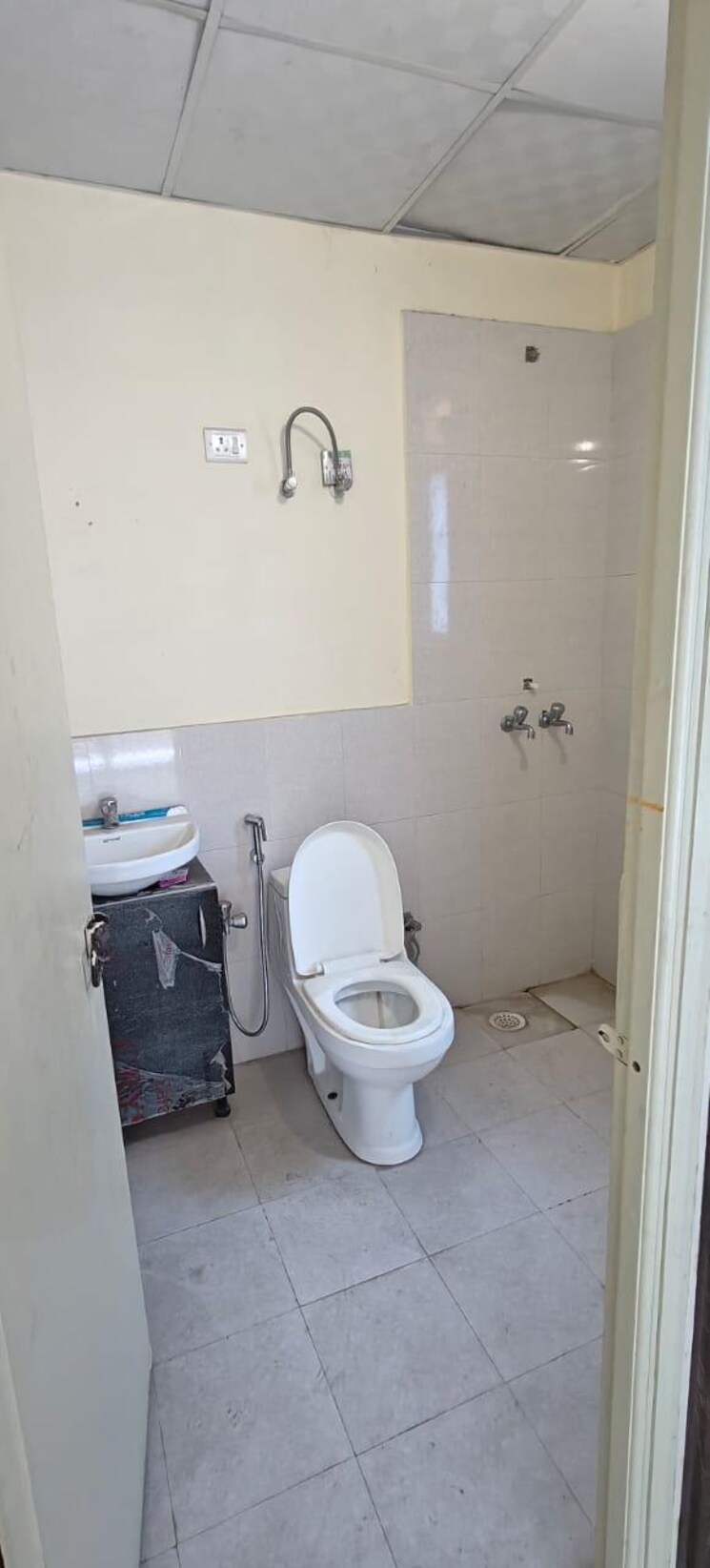 Bathroom, pyramid-urban-homes-3 2 Bedroom 698 Sq.Ft. Apartment In Sector 67a Gurgaon 8657567