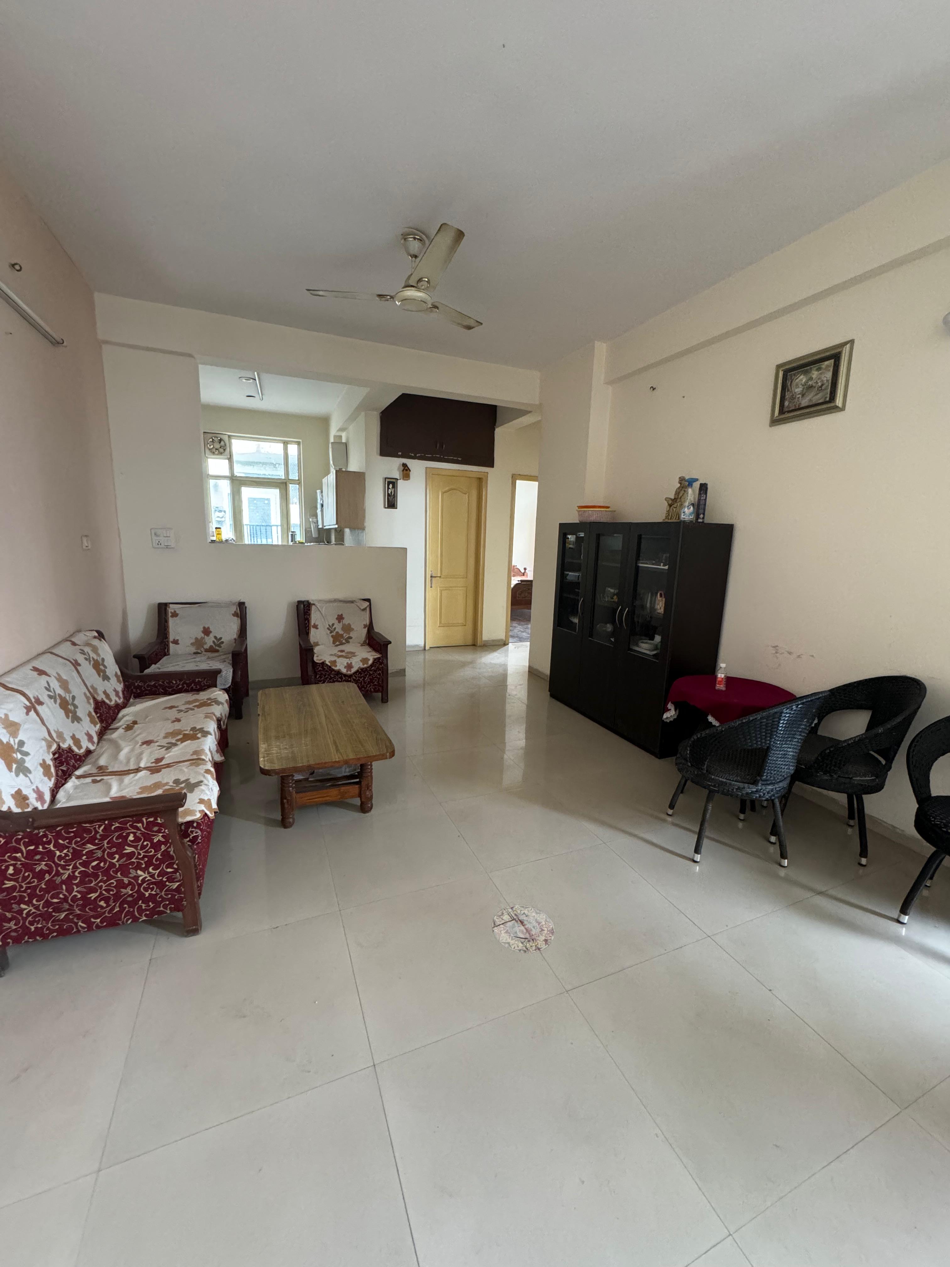 2 BHK + Pooja Room Apartment For Rent in Sushma Green vista