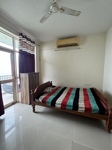 Bedroom in 2 BHK Apartment at Sushma Green vista, Ghazipur – for Rent