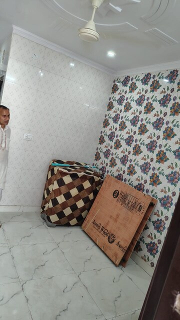 Master Plan in 1 BHK Builder Floor at Dwarka Mor – for Rent