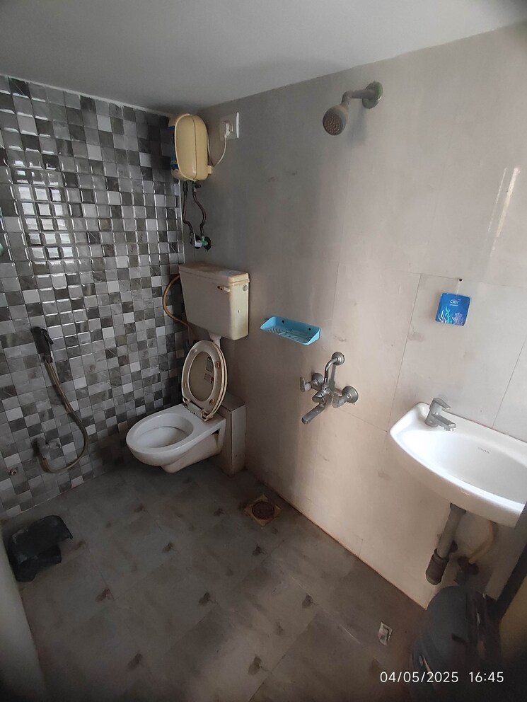 Bathroom, hdil-residency-park-2 1 Bedroom 575 Sq.Ft. Apartment In Virar West Palghar 8657573