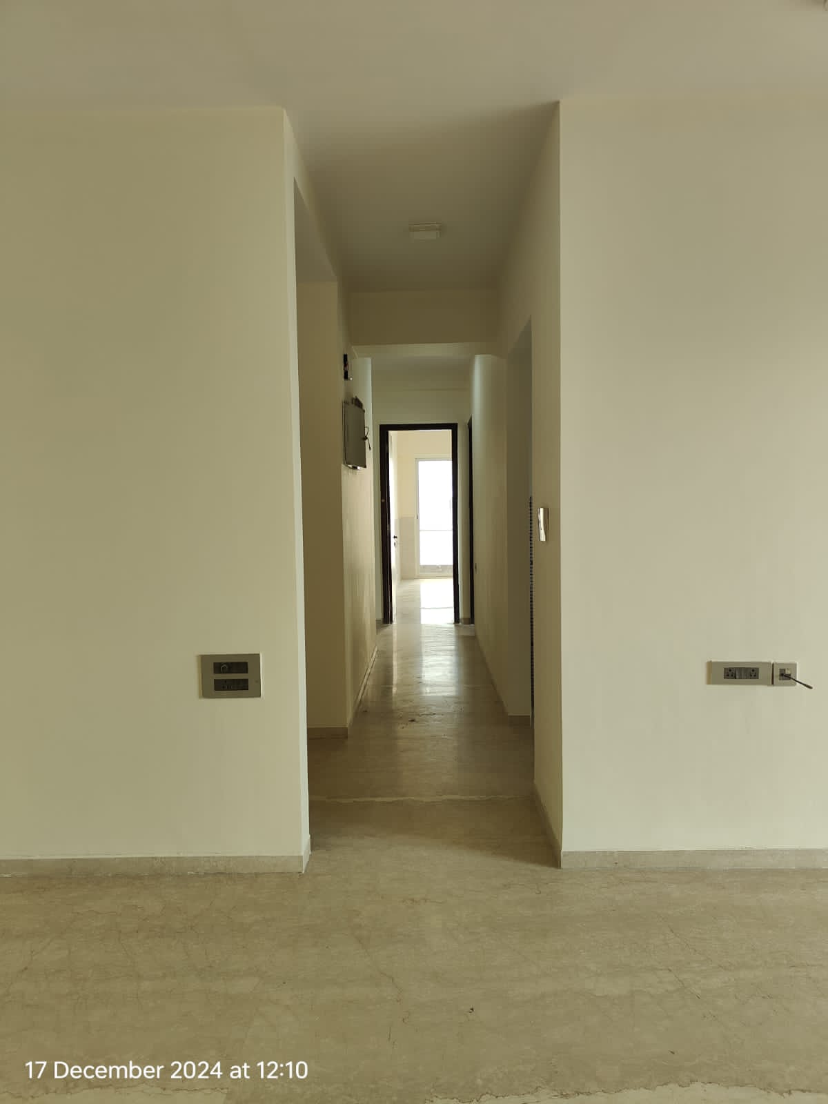 3 BHK 1750 Sq.Ft. Apartment in Omkar Alta Monte