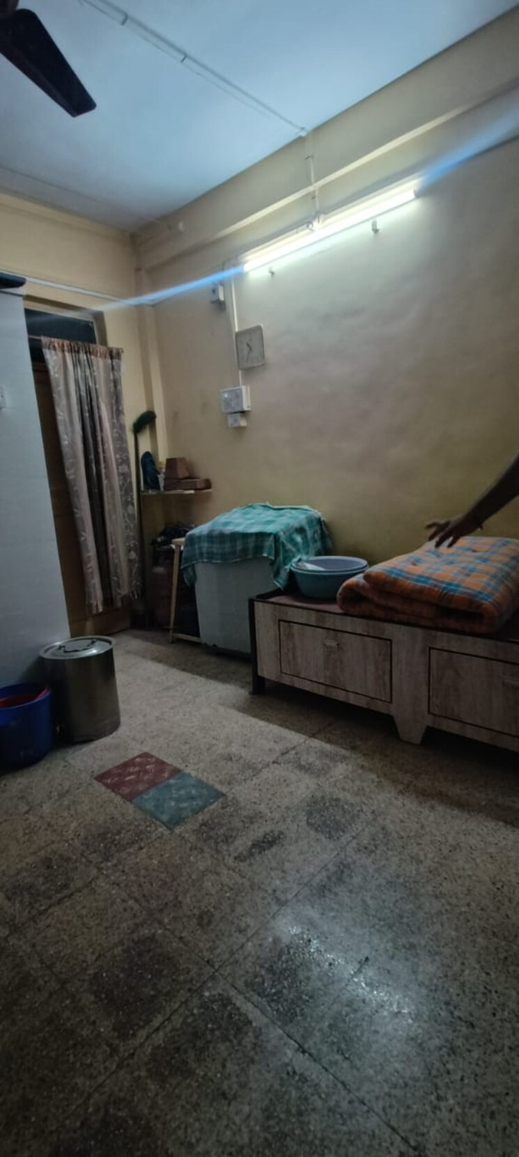 Living Room, yashwant-chs-padwal-nagar 1 RK 400 Sq.Ft. Apartment In Padwal Nagar Thane 8657628