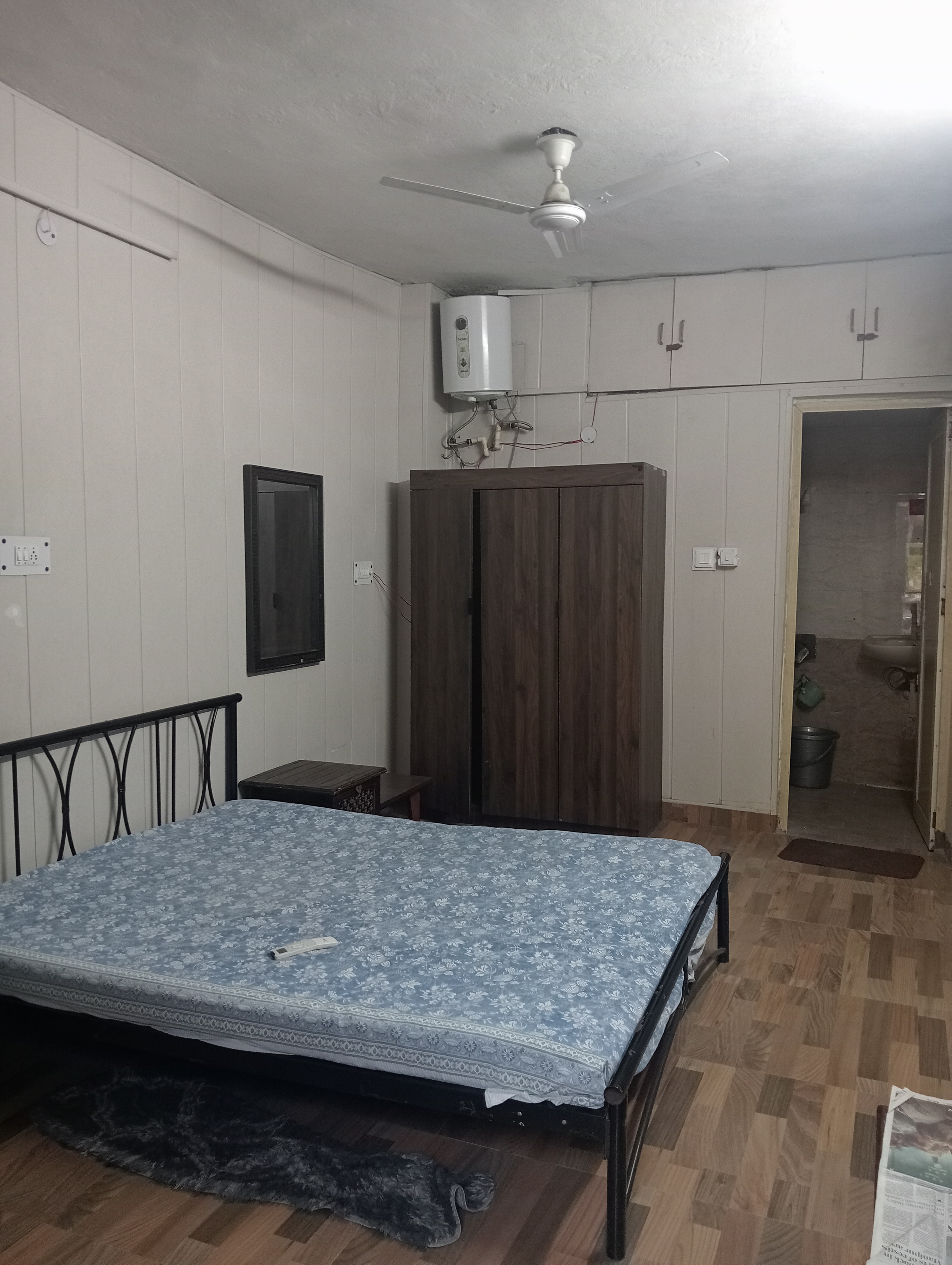 1 RkApartment For Rent in Varun Enclave
