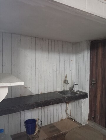 Bathroom in 1 RK Apartment at Varun Enclave, Sector 28 – for Rent